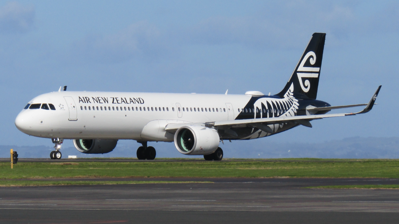 Air New Zealand Airbus A321neo at Auckland Airport.